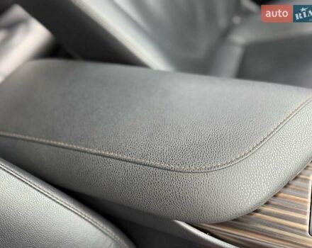 Белый Тойота Камри, объемом двигателя 2.49 л и пробегом 103 тыс. км за 26900 $, фото 28 на Automoto.ua