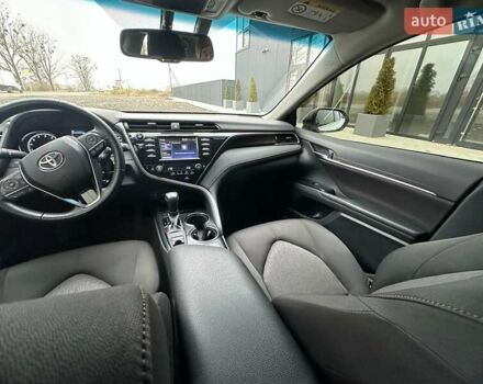 Белый Тойота Камри, объемом двигателя 2.49 л и пробегом 173 тыс. км за 20500 $, фото 27 на Automoto.ua