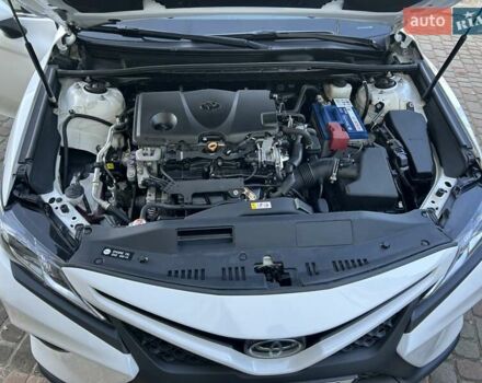 Белый Тойота Камри, объемом двигателя 2.49 л и пробегом 115 тыс. км за 21000 $, фото 40 на Automoto.ua