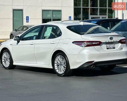Белый Тойота Камри, объемом двигателя 2.49 л и пробегом 45 тыс. км за 8900 $, фото 4 на Automoto.ua