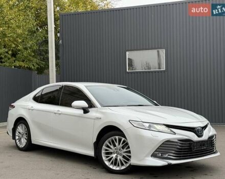 Белый Тойота Камри, объемом двигателя 2.49 л и пробегом 103 тыс. км за 26900 $, фото 3 на Automoto.ua