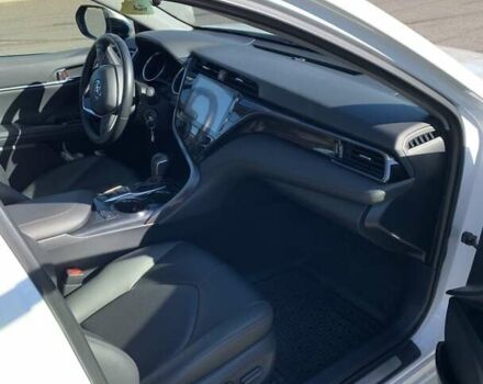 Белый Тойота Камри, объемом двигателя 2.5 л и пробегом 50 тыс. км за 28500 $, фото 7 на Automoto.ua