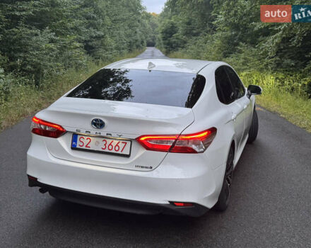 Білий Тойота Камрі, об'ємом двигуна 2.49 л та пробігом 82 тис. км за 27250 $, фото 4 на Automoto.ua