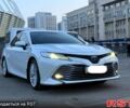 Белый Тойота Камри, объемом двигателя 2.5 л и пробегом 205 тыс. км за 23999 $, фото 1 на Automoto.ua