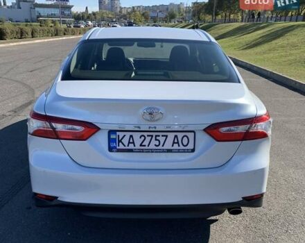 Белый Тойота Камри, объемом двигателя 2.5 л и пробегом 50 тыс. км за 28500 $, фото 4 на Automoto.ua