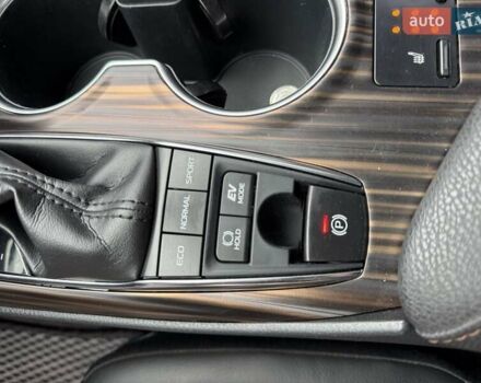 Белый Тойота Камри, объемом двигателя 2.49 л и пробегом 103 тыс. км за 26900 $, фото 50 на Automoto.ua