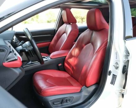 Белый Тойота Камри, объемом двигателя 3.5 л и пробегом 49 тыс. км за 12800 $, фото 10 на Automoto.ua