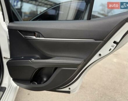 Белый Тойота Камри, объемом двигателя 2.49 л и пробегом 103 тыс. км за 26900 $, фото 32 на Automoto.ua