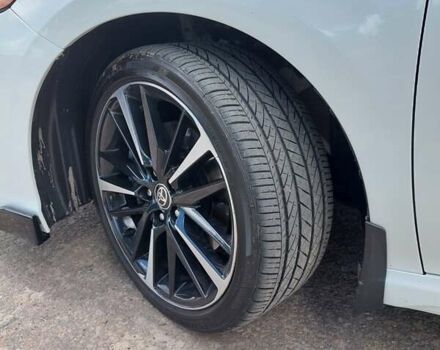 Белый Тойота Камри, объемом двигателя 2.49 л и пробегом 42 тыс. км за 25500 $, фото 1 на Automoto.ua