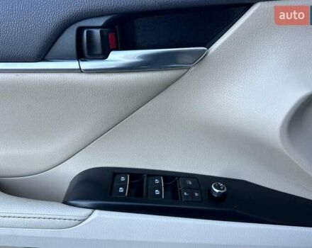 Белый Тойота Камри, объемом двигателя 2.49 л и пробегом 45 тыс. км за 8900 $, фото 9 на Automoto.ua