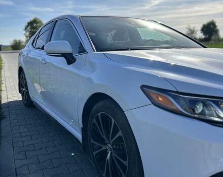 Белый Тойота Камри, объемом двигателя 2.49 л и пробегом 115 тыс. км за 21000 $, фото 23 на Automoto.ua