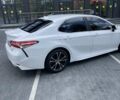 Белый Тойота Камри, объемом двигателя 2.49 л и пробегом 80 тыс. км за 26200 $, фото 5 на Automoto.ua