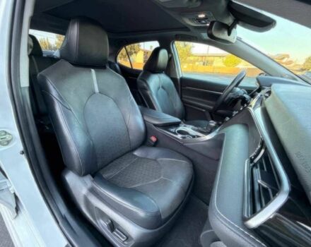 Белый Тойота Камри, объемом двигателя 2.5 л и пробегом 43 тыс. км за 8400 $, фото 7 на Automoto.ua