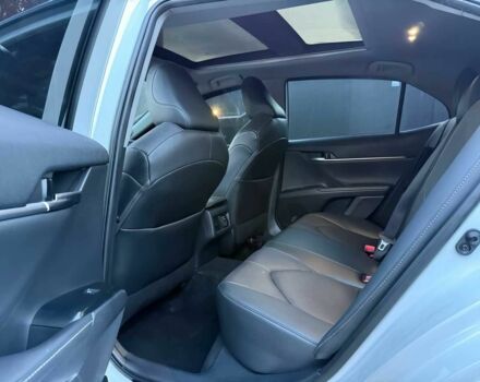 Белый Тойота Камри, объемом двигателя 2.5 л и пробегом 36 тыс. км за 7000 $, фото 11 на Automoto.ua