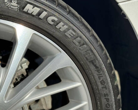 Тойота Камри 2020 в Днепре (Днепропетровске) на Automoto.ua Белый Тойота Камри, объемом двигателя 2.49 л и пробегом 97 тыс. км за 23499 $, фото 7 на Automoto.ua