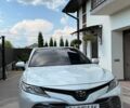 Белый Тойота Камри, объемом двигателя 3.46 л и пробегом 109 тыс. км за 35000 $, фото 1 на Automoto.ua