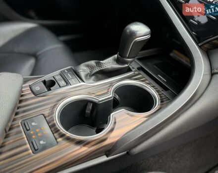 Белый Тойота Камри, объемом двигателя 2.49 л и пробегом 103 тыс. км за 26900 $, фото 23 на Automoto.ua