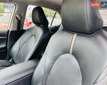 Белый Тойота Камри, объемом двигателя 2.49 л и пробегом 114 тыс. км за 8600 $, фото 7 на Automoto.ua