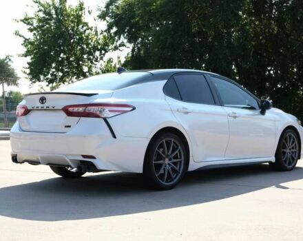 Белый Тойота Камри, объемом двигателя 3.5 л и пробегом 49 тыс. км за 12800 $, фото 6 на Automoto.ua