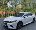 Белый Тойота Камри, объемом двигателя 2.49 л и пробегом 80 тыс. км за 26200 $, фото 1 на Automoto.ua