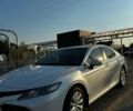 Белый Тойота Камри, объемом двигателя 2.49 л и пробегом 26 тыс. км за 26000 $, фото 1 на Automoto.ua