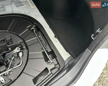 Белый Тойота Камри, объемом двигателя 2.49 л и пробегом 173 тыс. км за 20500 $, фото 31 на Automoto.ua