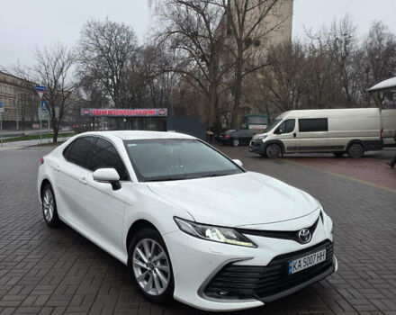 Белый Тойота Камри, объемом двигателя 2.49 л и пробегом 93 тыс. км за 26555 $, фото 4 на Automoto.ua