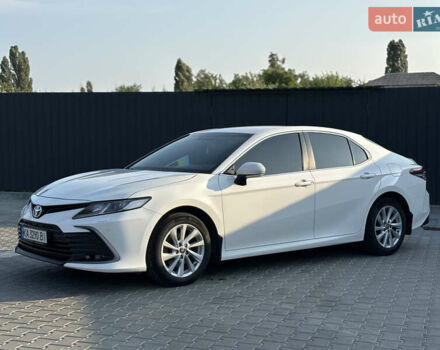 Белый Тойота Камри, объемом двигателя 2.49 л и пробегом 190 тыс. км за 21400 $, фото 12 на Automoto.ua