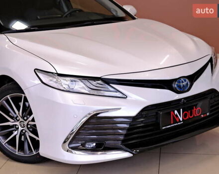 Тойота Камри 2021 в Одессе на Automoto.ua Белый Тойота Камри, объемом двигателя 2.5 л и пробегом 46 тыс. км за 29900 $, фото 6 на Automoto.ua