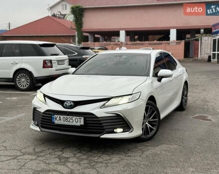 Белый Тойота Камри, объемом двигателя 2.49 л и пробегом 149 тыс. км за 30990 $, фото 1 на Automoto.ua