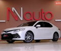 Тойота Камри 2021 в Одессе на Automoto.ua Белый Тойота Камри, объемом двигателя 2.5 л и пробегом 46 тыс. км за 29900 $, фото 1 на Automoto.ua