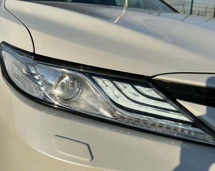 Белый Тойота Камри, объемом двигателя 2.49 л и пробегом 15 тыс. км за 37000 $, фото 5 на Automoto.ua