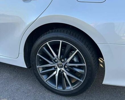 Белый Тойота Камри, объемом двигателя 2.49 л и пробегом 15 тыс. км за 37000 $, фото 27 на Automoto.ua