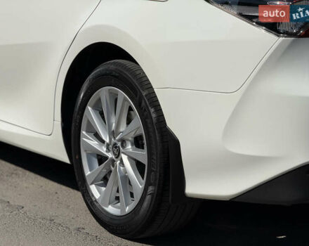 Белый Тойота Камри, объемом двигателя 2.5 л и пробегом 113 тыс. км за 29900 $, фото 17 на Automoto.ua