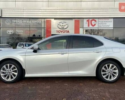 Белый Тойота Камри, объемом двигателя 2.49 л и пробегом 132 тыс. км за 28800 $, фото 2 на Automoto.ua