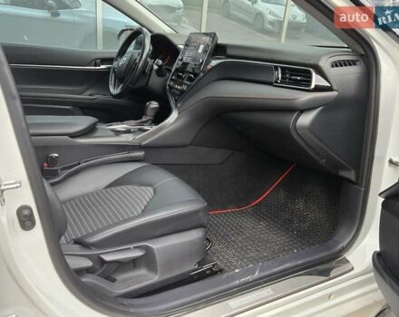 Білий Тойота Камрі, об'ємом двигуна 3.5 л та пробігом 35 тис. км за 35500 $, фото 9 на Automoto.ua