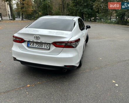 Белый Тойота Камри, объемом двигателя 2.49 л и пробегом 186 тыс. км за 24500 $, фото 8 на Automoto.ua