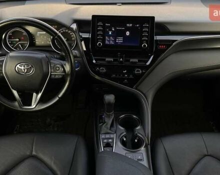 Белый Тойота Камри, объемом двигателя 2.49 л и пробегом 132 тыс. км за 28800 $, фото 7 на Automoto.ua