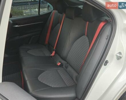 Білий Тойота Камрі, об'ємом двигуна 3.5 л та пробігом 35 тис. км за 35500 $, фото 11 на Automoto.ua