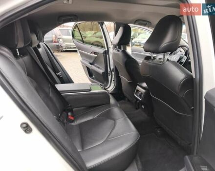 Белый Тойота Камри, объемом двигателя 2.49 л и пробегом 164 тыс. км за 25700 $, фото 15 на Automoto.ua