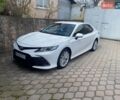 Белый Тойота Камри, объемом двигателя 2.49 л и пробегом 80 тыс. км за 23000 $, фото 1 на Automoto.ua