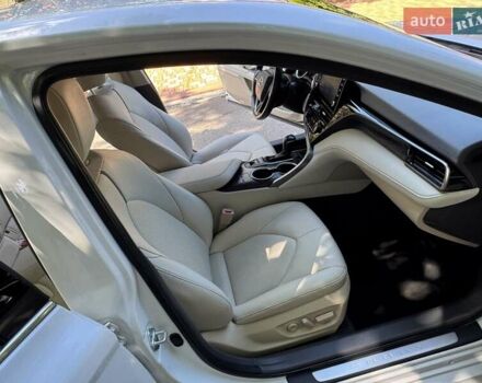 Білий Тойота Камрі, об'ємом двигуна 2.49 л та пробігом 98 тис. км за 31999 $, фото 35 на Automoto.ua