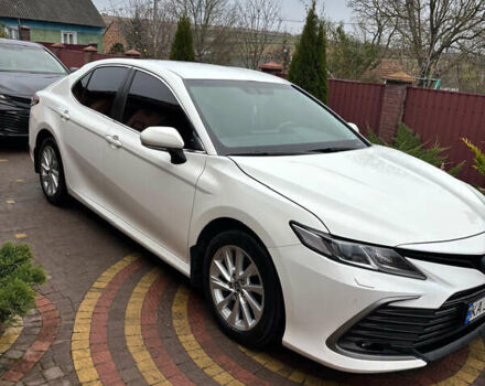 Белый Тойота Камри, объемом двигателя 2.5 л и пробегом 97 тыс. км за 24300 $, фото 1 на Automoto.ua