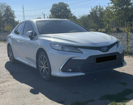 Тойота Камри 2021 в Одессе на Automoto.ua Белый Тойота Камри, объемом двигателя 2.49 л и пробегом 67 тыс. км за 32777 $, фото 9 на Automoto.ua