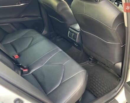 Белый Тойота Камри, объемом двигателя 2.49 л и пробегом 132 тыс. км за 28800 $, фото 6 на Automoto.ua