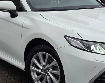 Белый Тойота Камри, объемом двигателя 2.49 л и пробегом 93 тыс. км за 26555 $, фото 5 на Automoto.ua