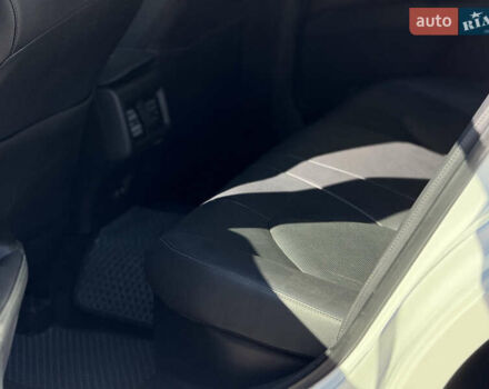 Белый Тойота Камри, объемом двигателя 2.5 л и пробегом 113 тыс. км за 29900 $, фото 21 на Automoto.ua