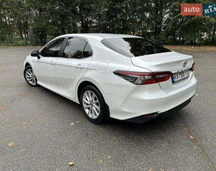 Белый Тойота Камри, объемом двигателя 2.49 л и пробегом 186 тыс. км за 24500 $, фото 6 на Automoto.ua