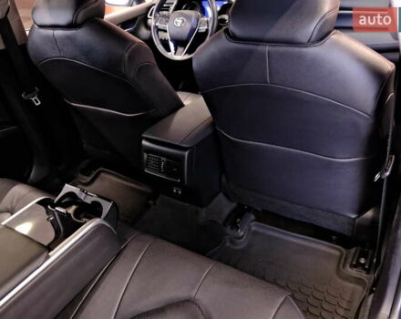 Тойота Камри 2021 в Одессе на Automoto.ua Белый Тойота Камри, объемом двигателя 2.5 л и пробегом 46 тыс. км за 29900 $, фото 44 на Automoto.ua