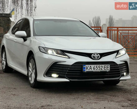 Белый Тойота Камри, объемом двигателя 2.49 л и пробегом 46 тыс. км за 28500 $, фото 6 на Automoto.ua